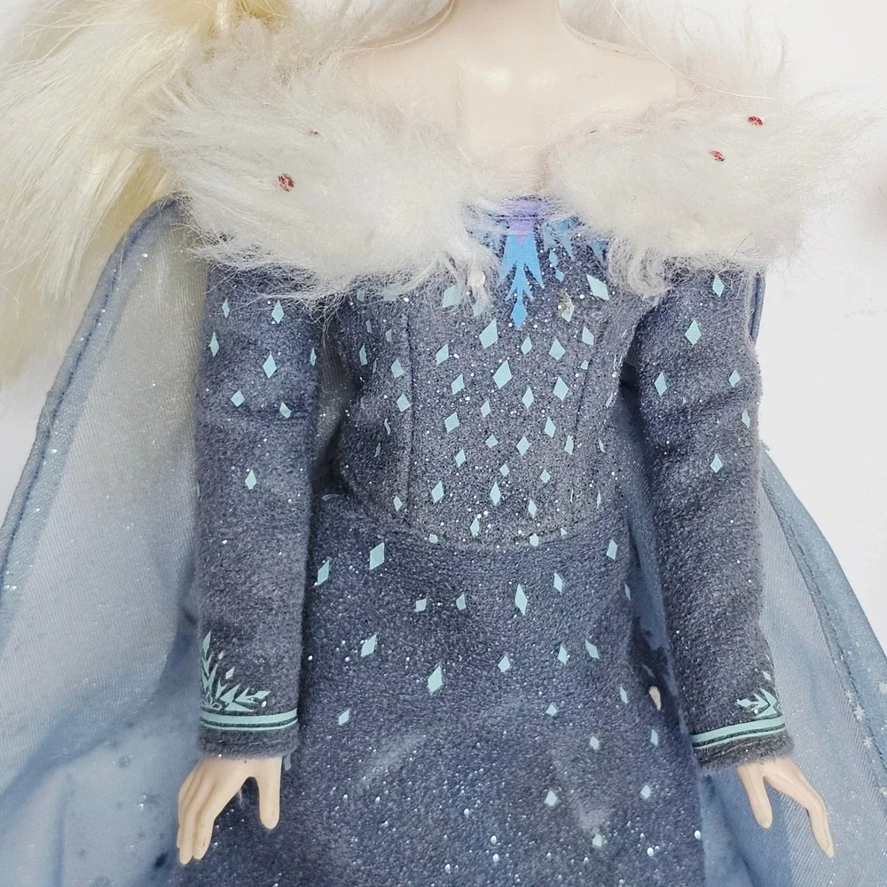 Disney Frozen Elsa and Anna Doll Set Signature Gowns Arendelle Sisters Toy